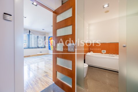 3 bedrooms apartment for sale in Barcelona, Catalonia, Spain № 2844 - photo 29