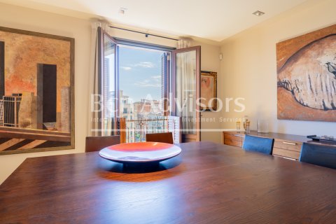 3 bedrooms apartment for sale in Barcelona, Catalonia, Spain № 2844 - photo 5