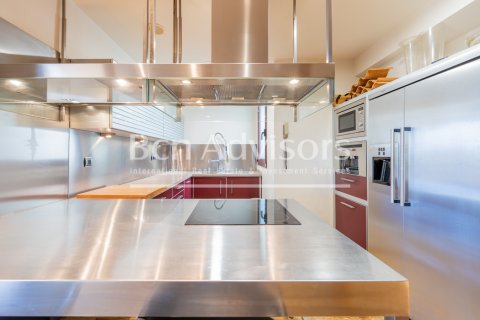 3 bedrooms apartment for sale in Barcelona, Catalonia, Spain № 2844 - photo 17