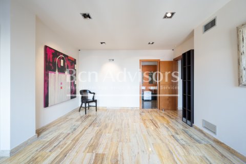 3 bedrooms apartment for sale in Barcelona, Catalonia, Spain № 2844 - photo 26