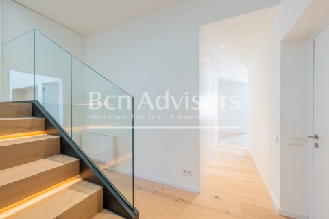 3 bedrooms penthouse for sale in Barcelona, Catalonia, Spain № 2846 - photo 19