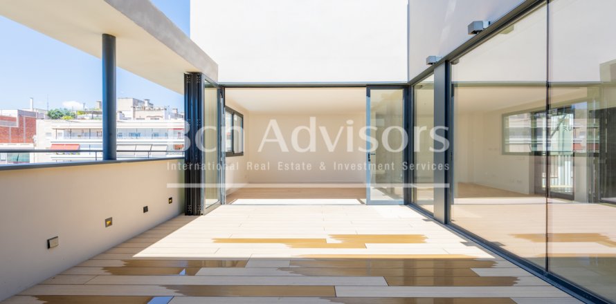 3 bedrooms penthouse for sale in Barcelona, Catalonia, Spain № 2846