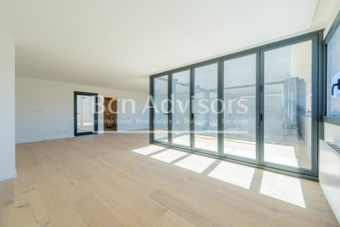 3 bedrooms penthouse for sale in Barcelona, Catalonia, Spain № 2846 - photo 6