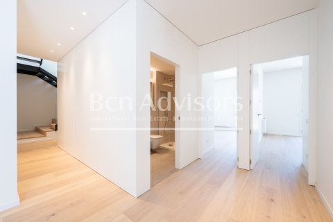 3 bedrooms penthouse for sale in Barcelona, Catalonia, Spain № 2846 - photo 29