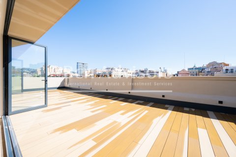 3 bedrooms penthouse for sale in Barcelona, Catalonia, Spain № 2845 - photo 2