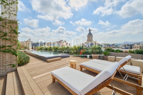 2 bedrooms apartment for sale in Barcelona, Catalonia, Spain № 2849 - photo 2