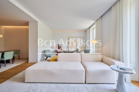 2 bedrooms apartment for sale in Barcelona, Catalonia, Spain № 2849 - photo 9