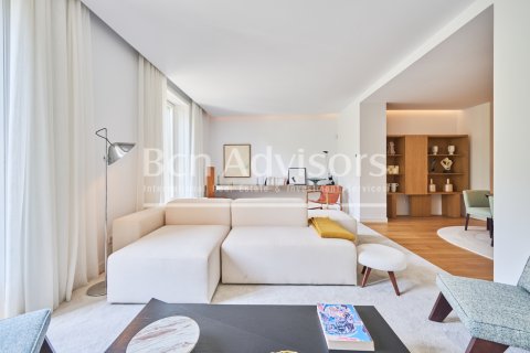 2 bedrooms apartment for sale in Barcelona, Catalonia, Spain № 2849 - photo 8