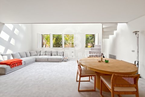 83 sq.m. apartment for sale in Barcelona, Catalonia, Spain № 5561 - photo 6