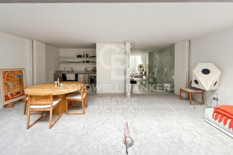83 sq.m. apartment for sale in Barcelona, Catalonia, Spain № 5561 - photo 8