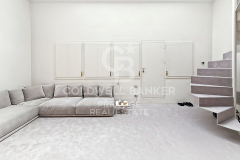 83 sq.m. apartment for sale in Barcelona, Catalonia, Spain № 5561 - photo 2