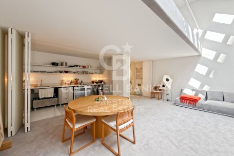 83 sq.m. apartment for sale in Barcelona, Catalonia, Spain № 5561