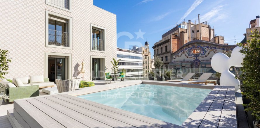 3 bedrooms apartment for sale in Barcelona, Catalonia, Spain № 5709