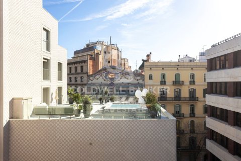 2 bedrooms apartment for sale in Barcelona, Catalonia, Spain № 5712 - photo 16