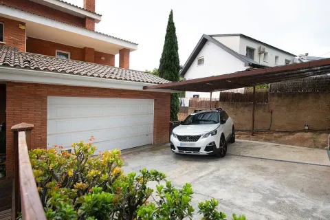 6 bedrooms house for sale in Castelldefels, Barcelona, Catalonia, Spain № 1400 - photo 11