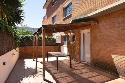 4 bedrooms townhouse for sale in Castelldefels, Barcelona, Catalonia, Spain № 1402 - photo 4