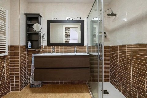 4 bedrooms townhouse for sale in Castelldefels, Barcelona, Catalonia, Spain № 1402 - photo 24