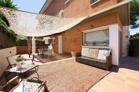 4 bedrooms townhouse for sale in Castelldefels, Barcelona, Catalonia, Spain № 1402