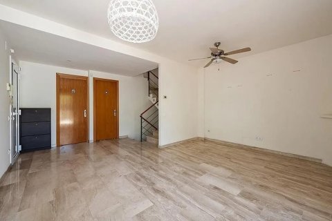 4 bedrooms townhouse for sale in Castelldefels, Barcelona, Catalonia, Spain № 1402 - photo 12