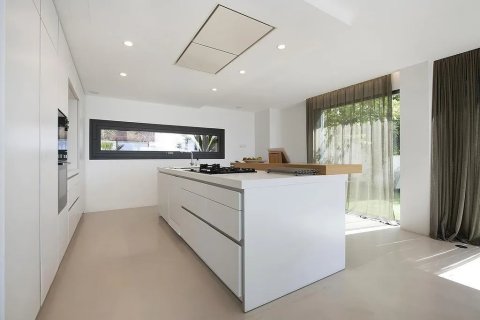 6 bedrooms house for sale in Castelldefels, Barcelona, Catalonia, Spain № 1398 - photo 12