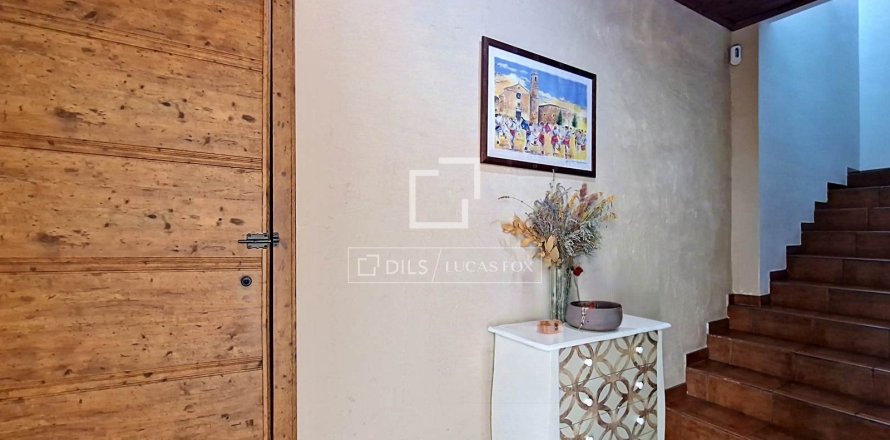 4 bedrooms villa for sale in Vilanova i la Geltru, Barcelona, Catalonia, Spain № 7051