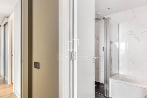 3 bedrooms apartment for sale in Barcelona, Catalonia, Spain № 8485 - photo 21