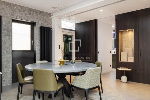 2 bedrooms apartment for rent in Barcelona, Catalonia, Spain № 8487 - photo 11