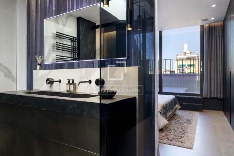2 bedrooms apartment for rent in Barcelona, Catalonia, Spain № 8487 - photo 16