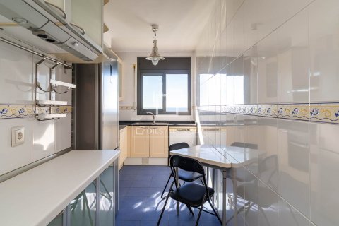 4 bedrooms apartment for rent in Barcelona, Catalonia, Spain № 8486 - photo 14