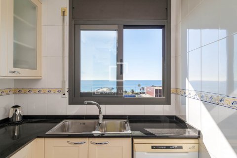 4 bedrooms apartment for rent in Barcelona, Catalonia, Spain № 8486 - photo 16
