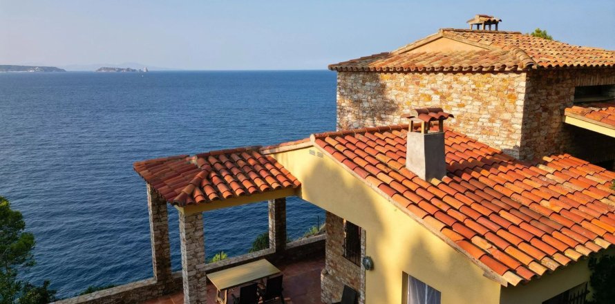 6 bedrooms house for sale in Begur, Girona, Catalonia, Spain № 6197