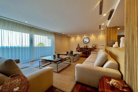 6 bedrooms house for sale in Catalonia, Spain № 6201 - photo 7