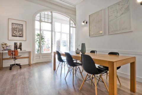 4 bedrooms apartment for sale in Barcelona, Catalonia, Spain № 1628 - photo 13
