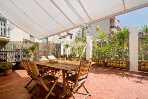 4 bedrooms apartment for sale in Barcelona, Catalonia, Spain № 1628 - photo 4