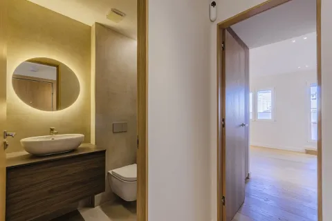 Купить квартиру в Барселона, Испания с 5 комнат, № 1630 - фото 13