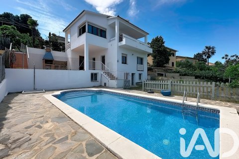 4 bedrooms apartment for sale in El Vendrell, Tarragona, Catalonia, Spain № 7331