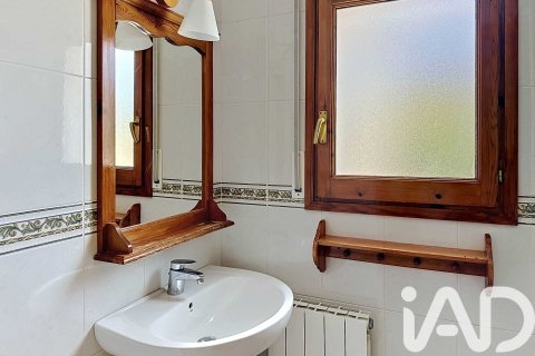 4 bedrooms apartment for sale in El Vendrell, Tarragona, Catalonia, Spain № 7331 - photo 7