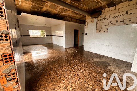 969 sq.m. commercial property for sale in Sant Vicenc Dels Horts, Barcelona, Catalonia, Spain № 4666 - photo 17