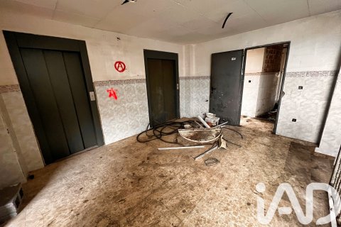 969 sq.m. commercial property for sale in Sant Vicenc Dels Horts, Barcelona, Catalonia, Spain № 4666 - photo 23
