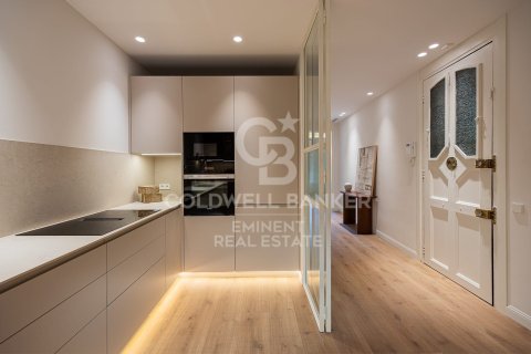 2 bedrooms apartment for sale in Barcelona, Catalonia, Spain № 5537 - photo 15