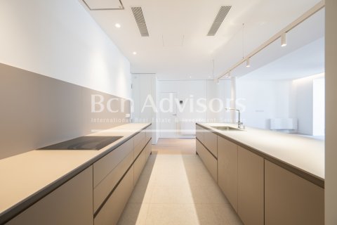 Apartamento de 2 dormitorios en venta en Barcelona, Cataluña, Spain № 2878 - foto 13