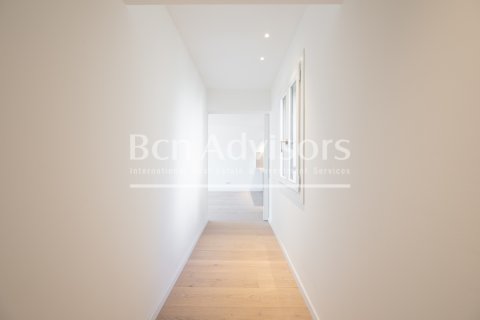 2 bedrooms penthouse for sale in Barcelona, Catalonia, Spain № 2879 - photo 17