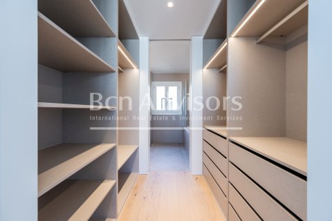2 bedrooms penthouse for sale in Barcelona, Catalonia, Spain № 2879 - photo 20