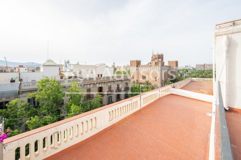 2 bedrooms penthouse for sale in Barcelona, Catalonia, Spain № 2882 - photo 11