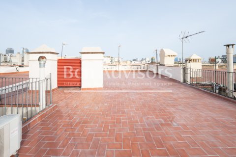 2 bedrooms penthouse for sale in Barcelona, Catalonia, Spain № 2882 - photo 12