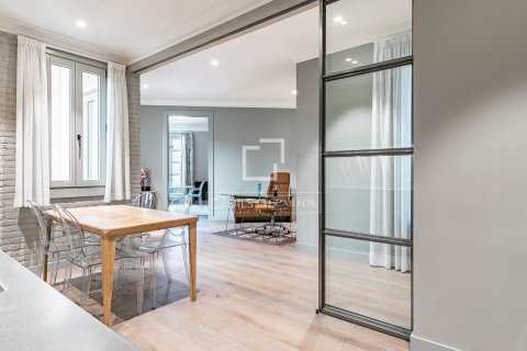 Купить квартиру в Барселона, Испания с 3 спальни, 209м², № 6549 - фото 10