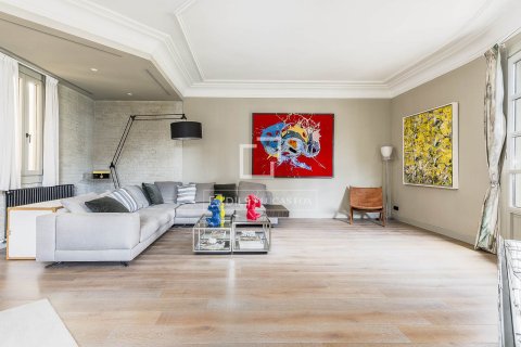 Купить квартиру в Барселона, Испания с 3 спальни, 209м², № 6549 - фото 28