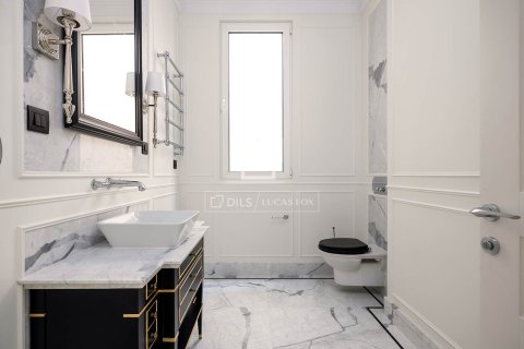 4 bedrooms apartment for sale in Barcelona, Catalonia, Spain № 6547 - photo 14