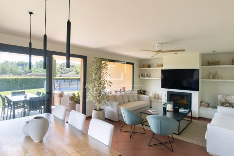 4 bedrooms villa for sale in Sant Vicenc De Montalt, Barcelona, Catalonia, Spain № 8841 - photo 23
