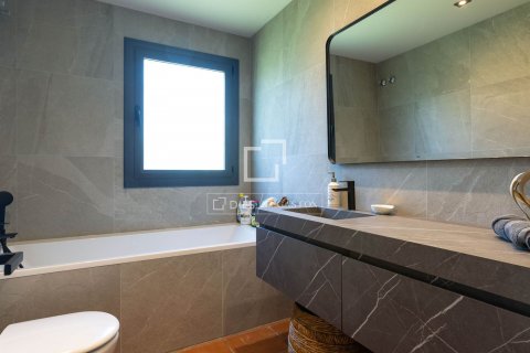 4 bedrooms villa for sale in Sant Vicenc De Montalt, Barcelona, Catalonia, Spain № 8841 - photo 12